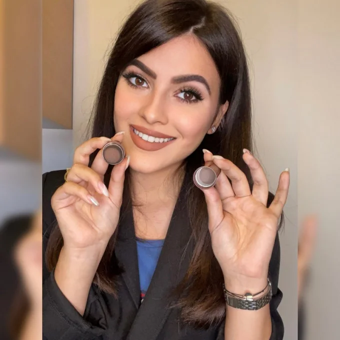 EyeBrow Stamp Shaping Kit | مجموعة تشكيل الحواجب