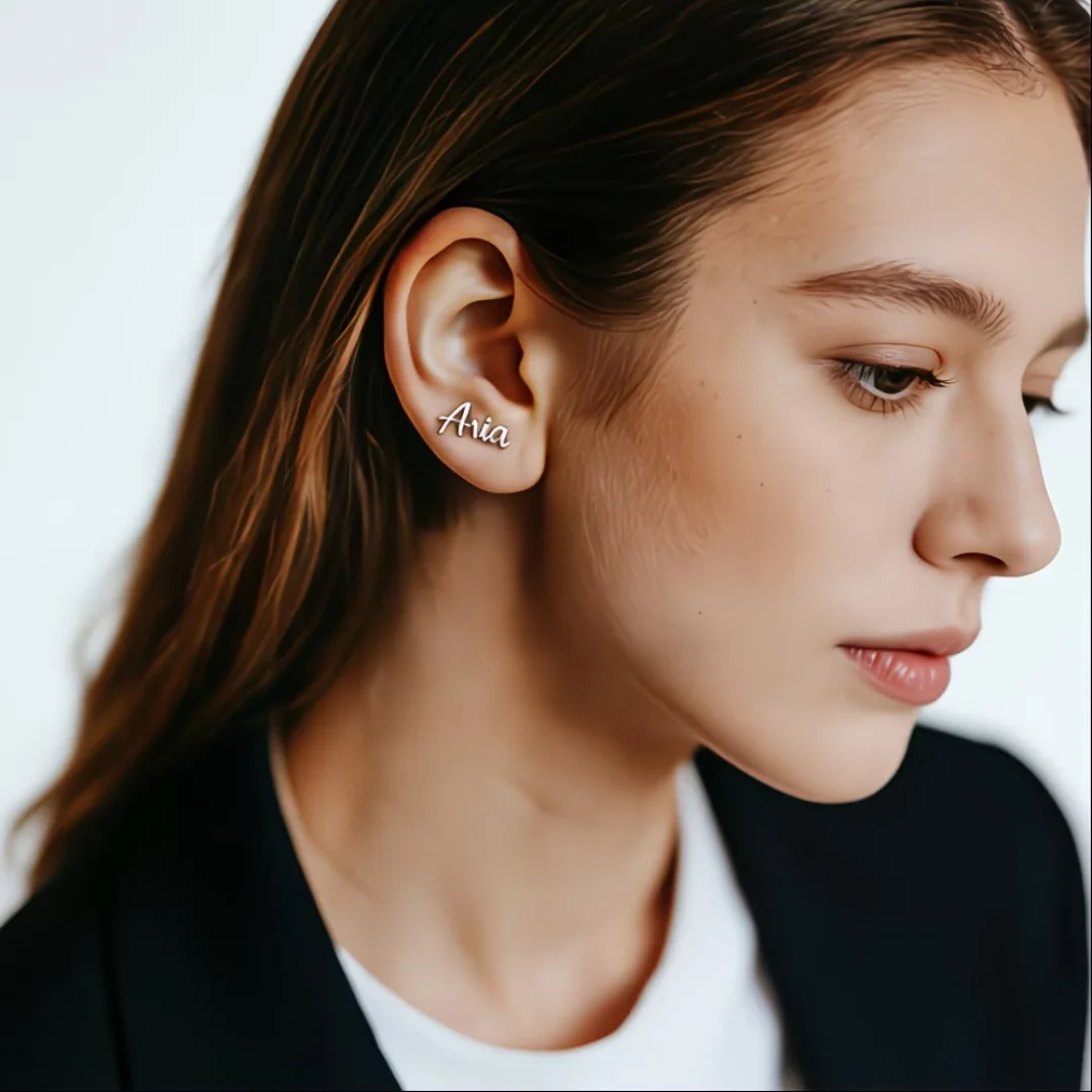 أقراط اسم مخصصة مسمارية مطلية بالذهب  | Personalized name stud earrings, gold plated