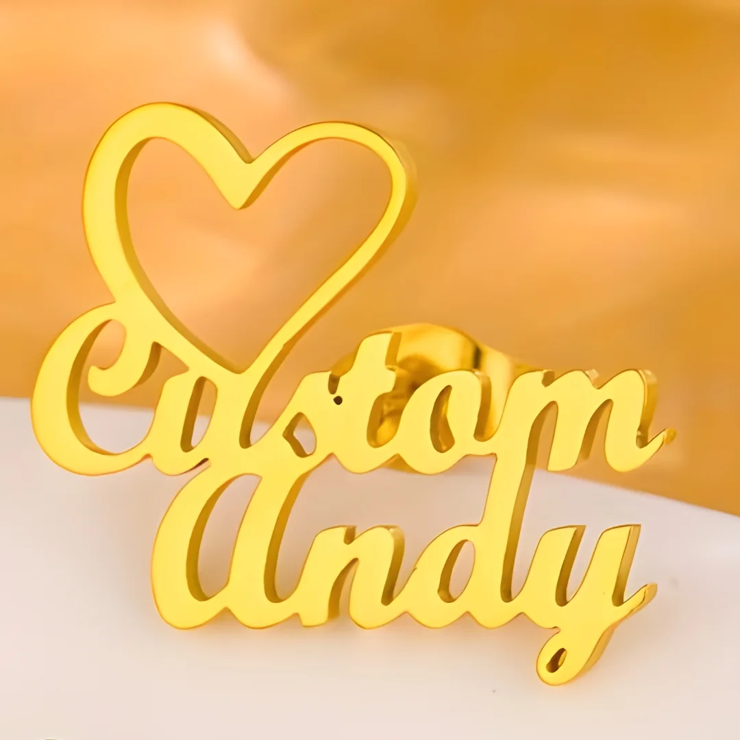 أقراط الأذن المخصصة بالاسم والقلب | Personalized Name & Heart Stud Earrings