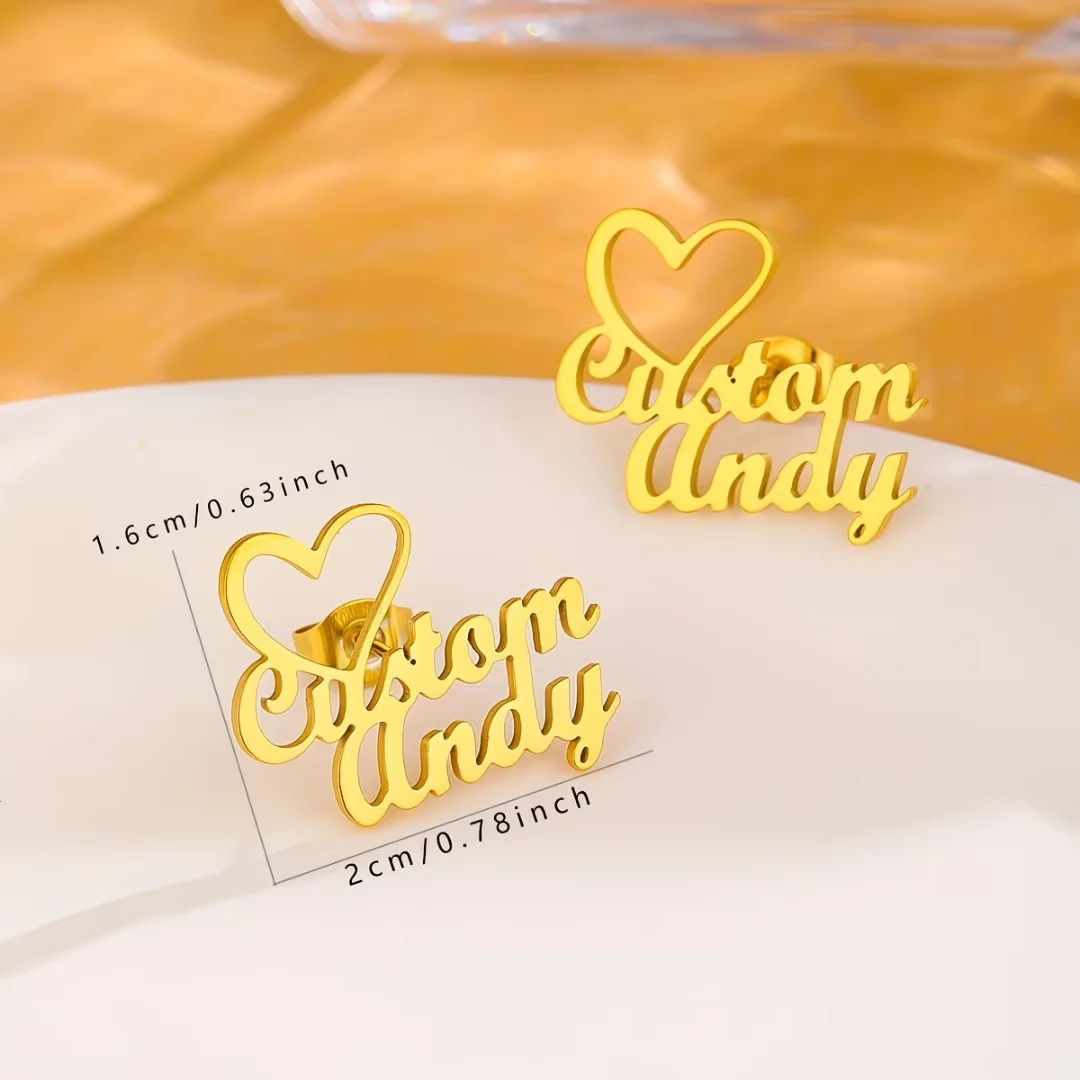 أقراط الأذن المخصصة بالاسم والقلب | Personalized Name & Heart Stud Earrings