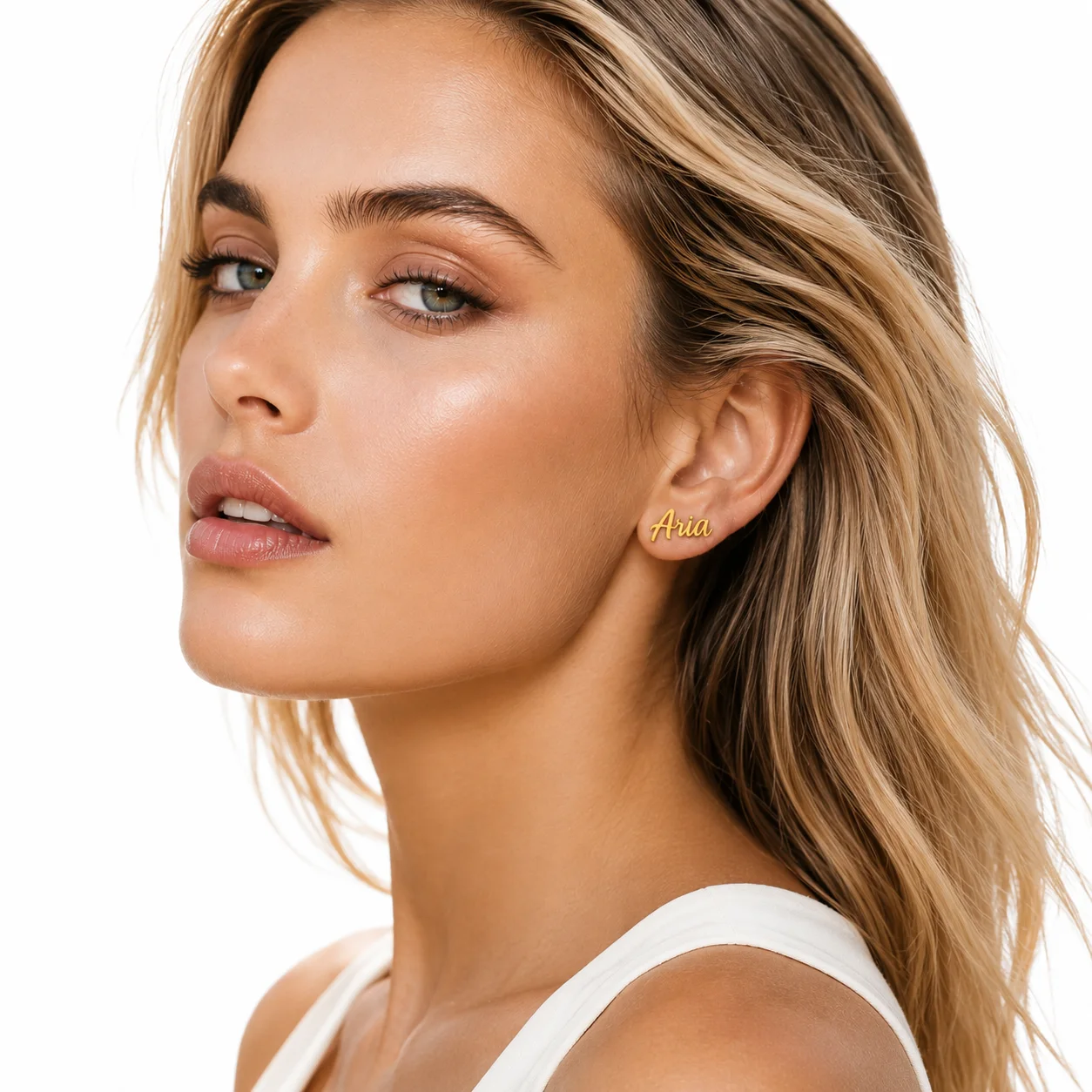 أقراط اسم مخصصة مسمارية مطلية بالذهب  | Personalized name stud earrings, gold plated