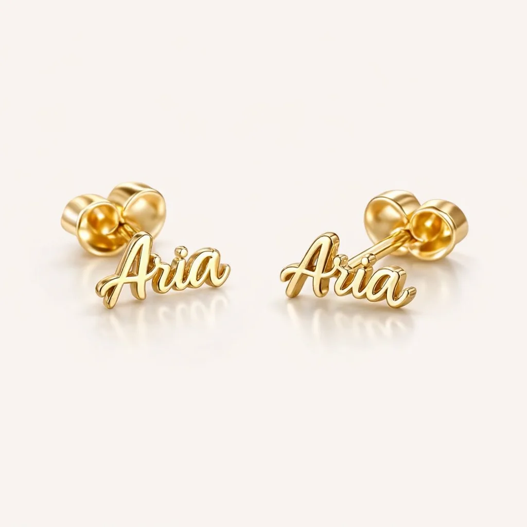 أقراط اسم مخصصة مسمارية مطلية بالذهب  | Personalized name stud earrings, gold plated