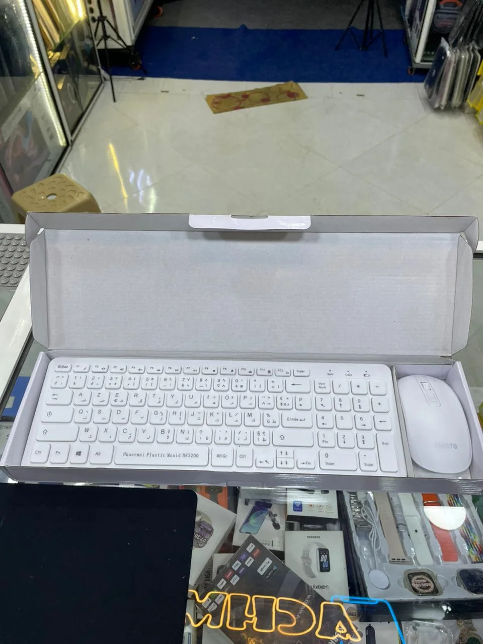 Pack Clavier et Souris Sans Fil GKM520 – Idéal Bureau & Maison  حزمة لوحة مفاتيح وفأرة لاسلكية GKM520 – مثالية للمكتب والمنزل