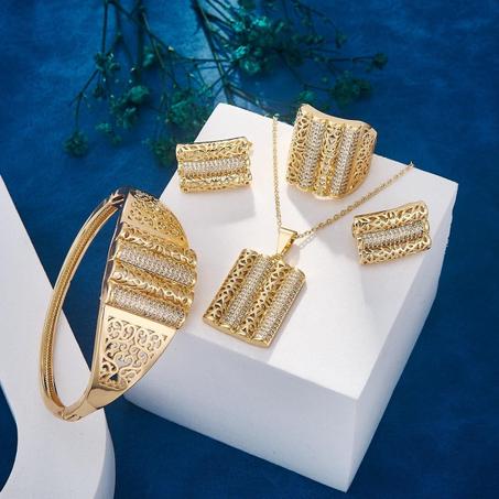 انصومبل Inoxydable دبليج + سلسلة + حلقات اذن +  خاتم