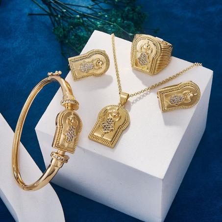 انصومبل Inoxydable دبليج + سلسلة + حلقات اذن +  خاتم