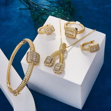 انصومبل Inoxydable دبليج + سلسلة + حلقات اذن +  خاتم