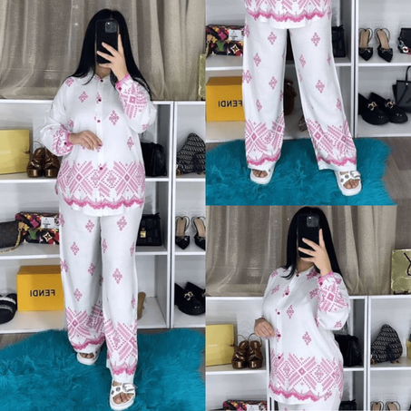 طقم نسائي من الكتان الطبيعي