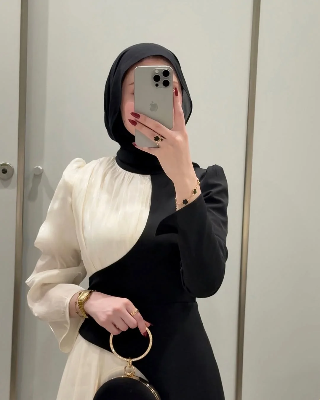 فستان ميرا 🖤🤍