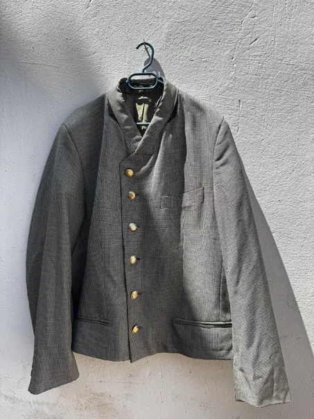 Peter van Holland suit revintajed