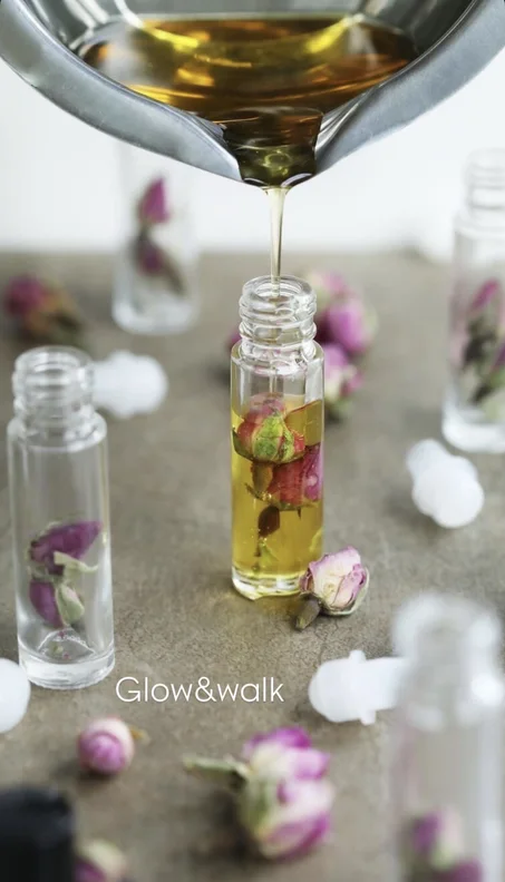 زيت Rose Luxe الفاخر للجسم و الشعر 🌸