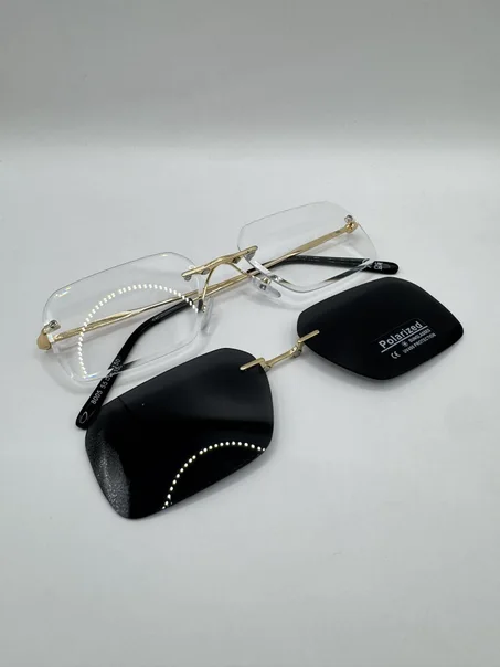 lunette aplic  percées