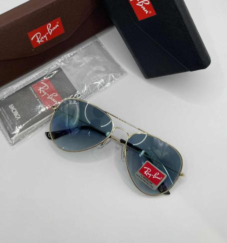 RAY-BAN AVIATOR