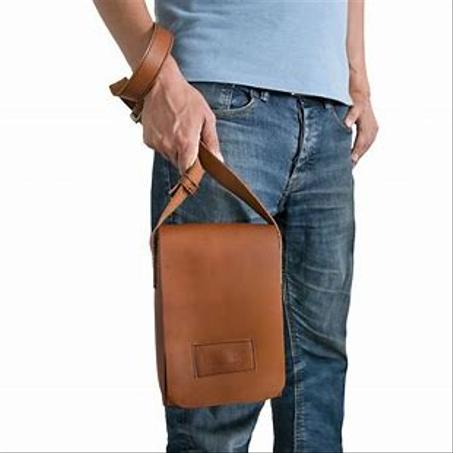 حقائب رجالية