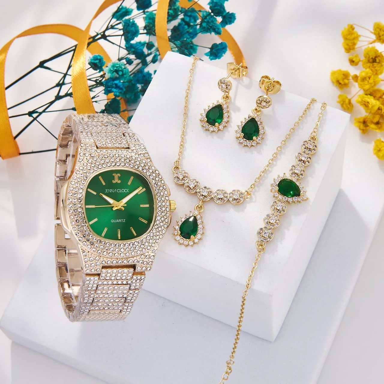 Ensemble de bijoux