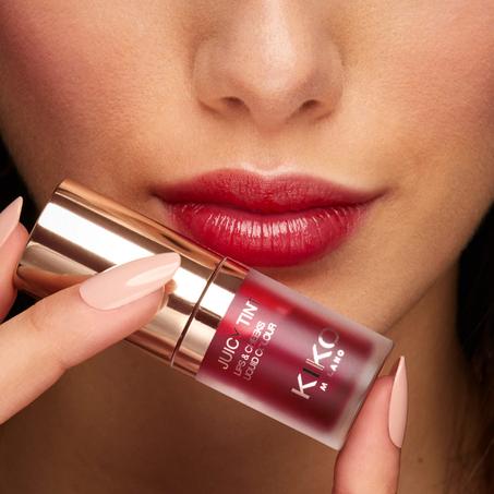 Le juicy tinit KIKO مورد الشفايف و الخدود