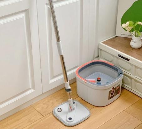 ممسحـــة أرضيـــــات مكـــروفايبـــر الذكيـــة و الفعــالة