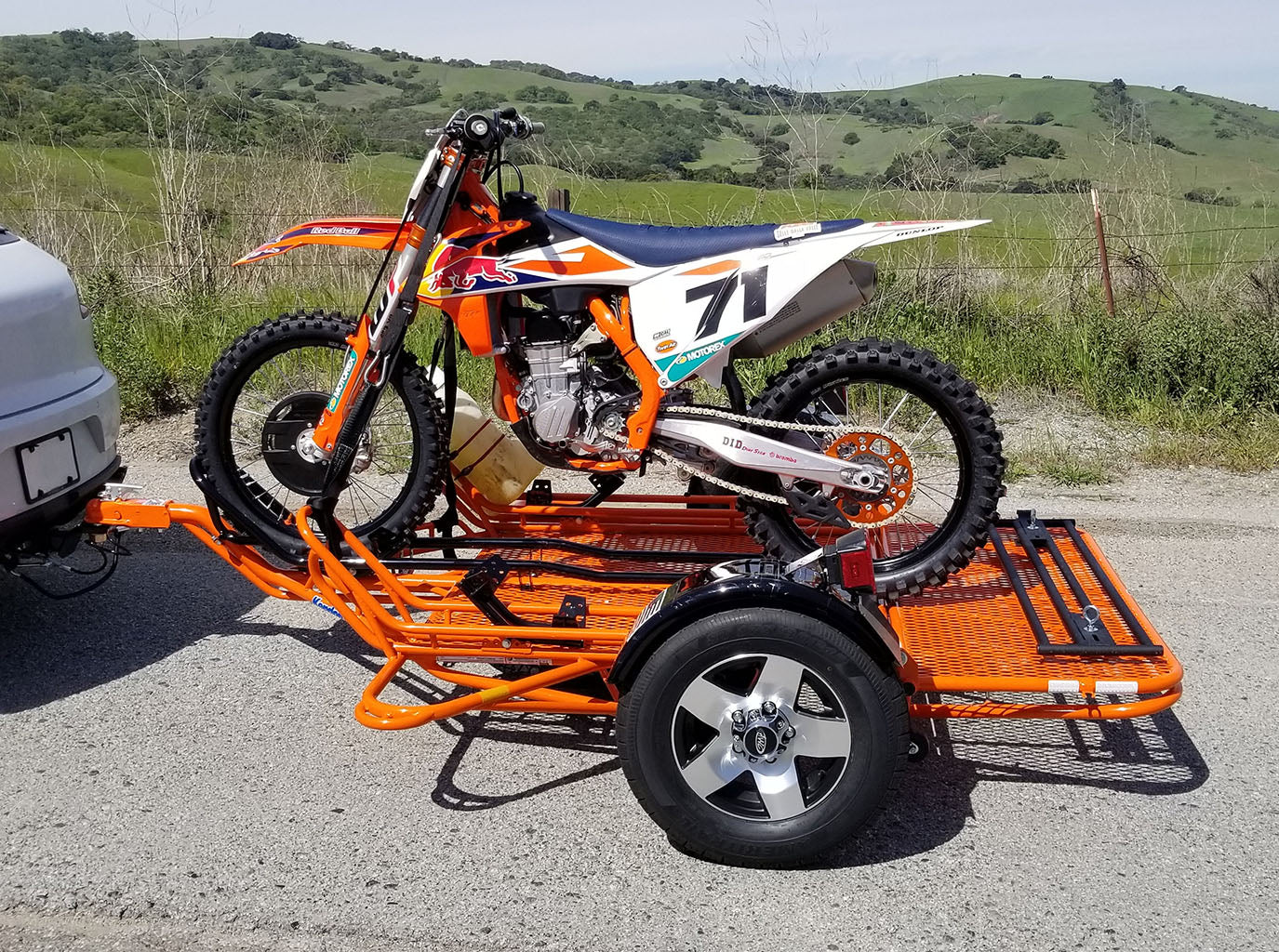 DB507 Stand-Up™ Dirt Bike Trailer, Sport Bike & Scooter Trailer