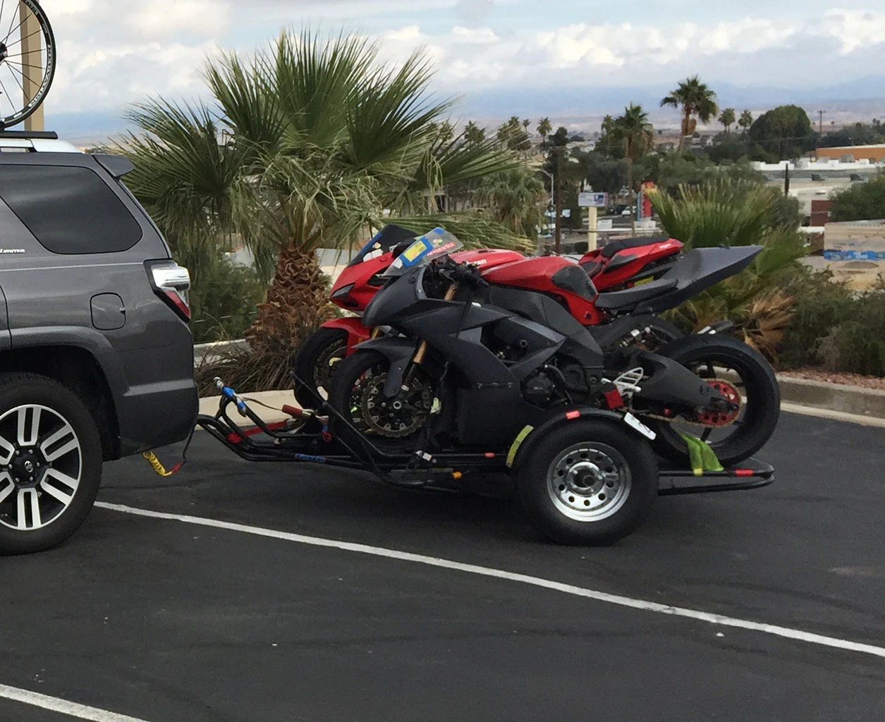 DB507 Stand-Up™ Dirt Bike Trailer, Sport Bike & Scooter Trailer