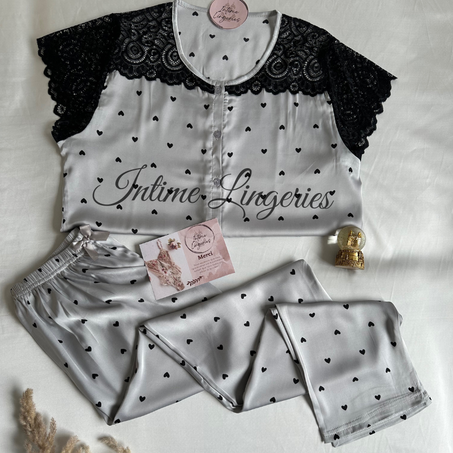 Ensemble de pyjama cœur en satin
