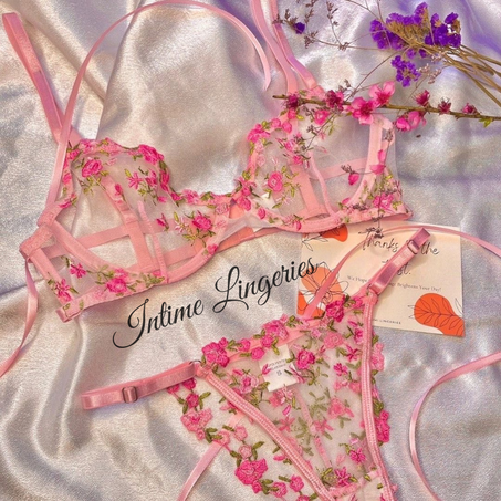 Ensemble De Lingerie En Dentelle À Armature