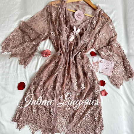 Ensemble de Lingerie en Dentelle : Robe Bretelles, Peignoir et String