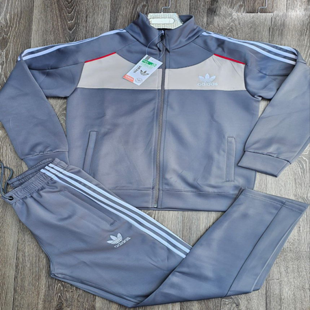 ADIDAS SKOUBA