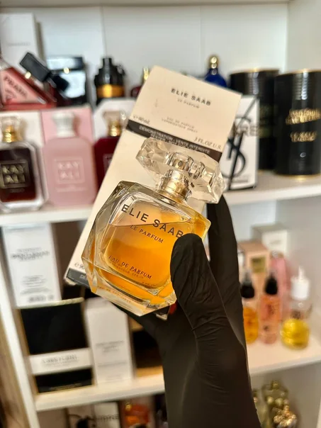 Le Parfum Elie Saab pour femme