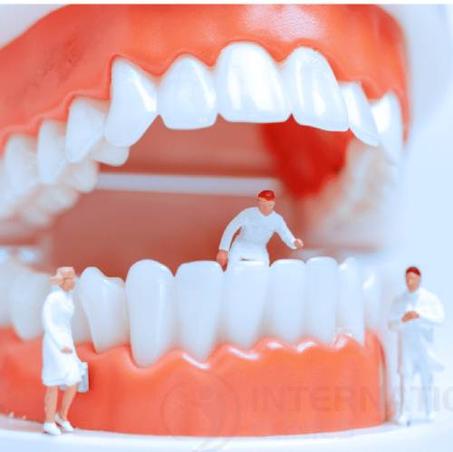 منتجات العناية بالفم