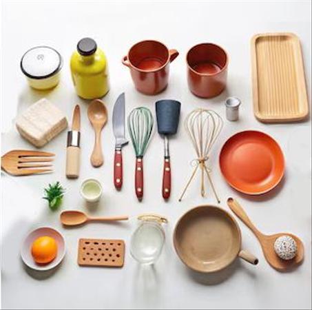 أواني ومستلزمات المطبخ