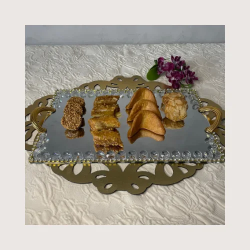 Plateau miroir doré ovale orné de cristaux - Moyen