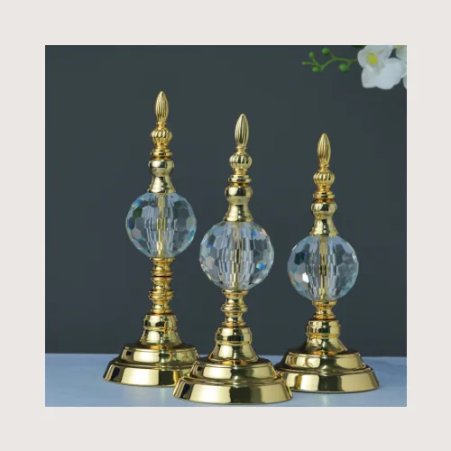 Ensemble de statuettes en Cristal