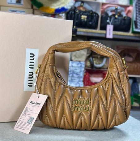 Sac MIUMIU Hobo Wander "Beige"