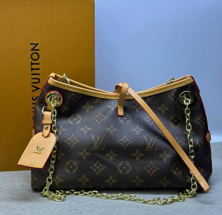 Sac LOUIS VUITTON CarryAll BB