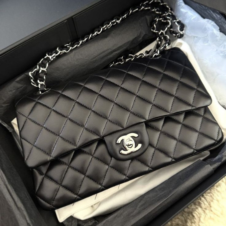 Sac Timeless – Élégance éternelle au bout de vos doigts