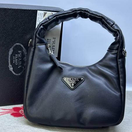 Sac PRADA Soft padded nappa leather mini-bag "Noir"