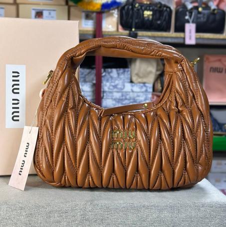 Sac MIUMIU Hobo Wander "Camel"