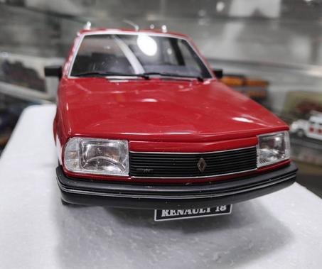 RENAULT 18 1984 BREAK TURBO RED 1:18 - AUTOMOBILE