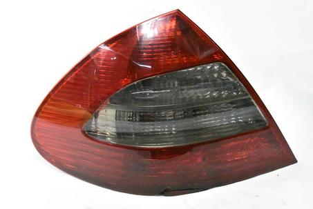 FEU ARRIERE GAUCHE MERCEDES W211 CLASS E 2000-2007