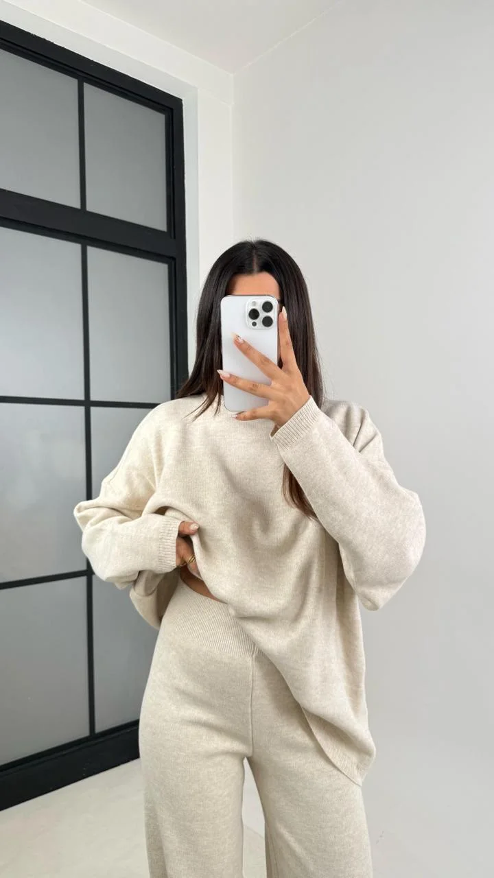 ENSEMBLE MINIMAL & CHIC