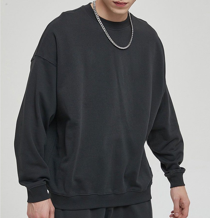 BLACK SWEAT-SHIRT