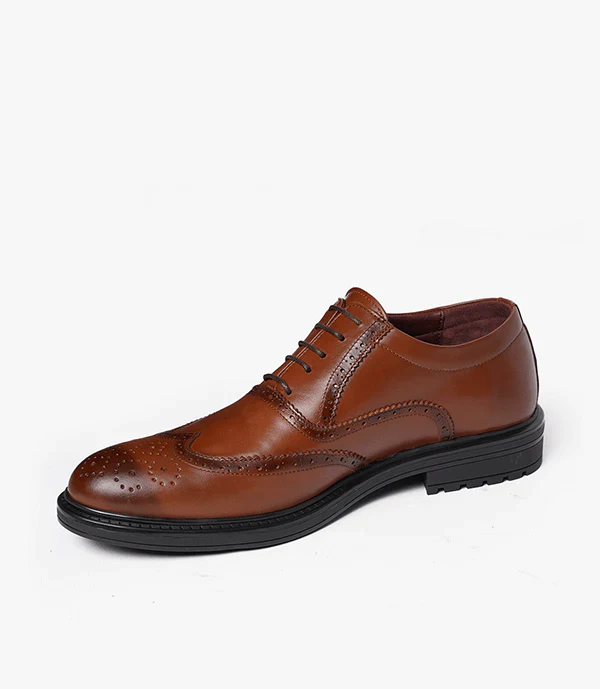BROGUE en Cuir, Confort et Style Intemporel .