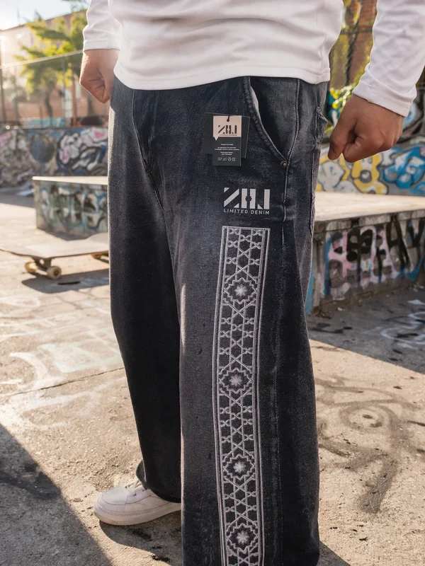 001 Baggy Black Denim