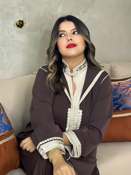 جلابة أنيقة 2 بياس