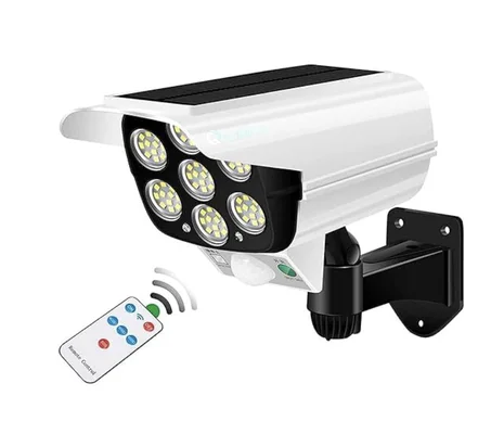 ضوء على شكل كاميرا يعمل بالطاقة الشمسية