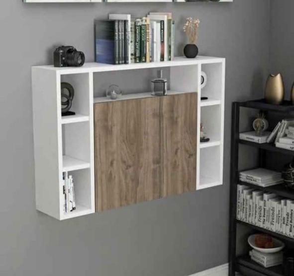 bureau pliable sur le mur