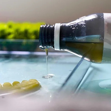 الزيت الأفغاني