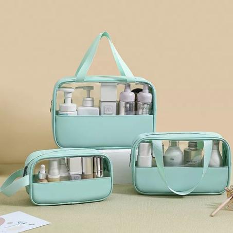 حقائب بأحجام مختلفة لمستحضرات التجميل و الحمام مظاد للماء بجودة عالية متوفر ب 3 الوان