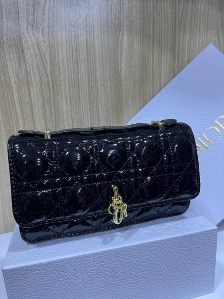 حقائب نسائية