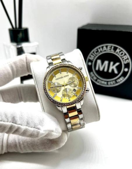 ساعة  النسائية ⌚