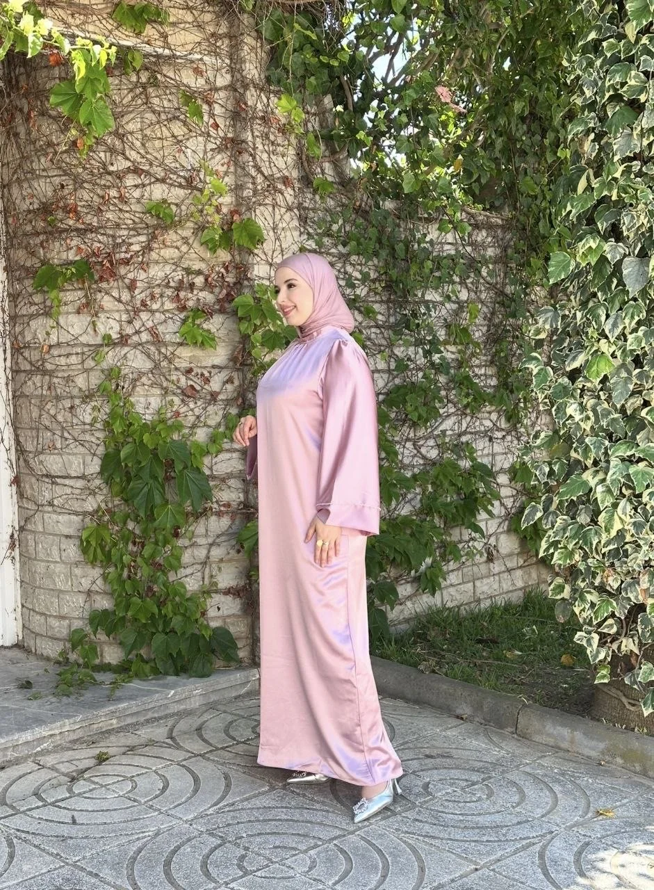 🌸 Robe Satin Lumière🤍